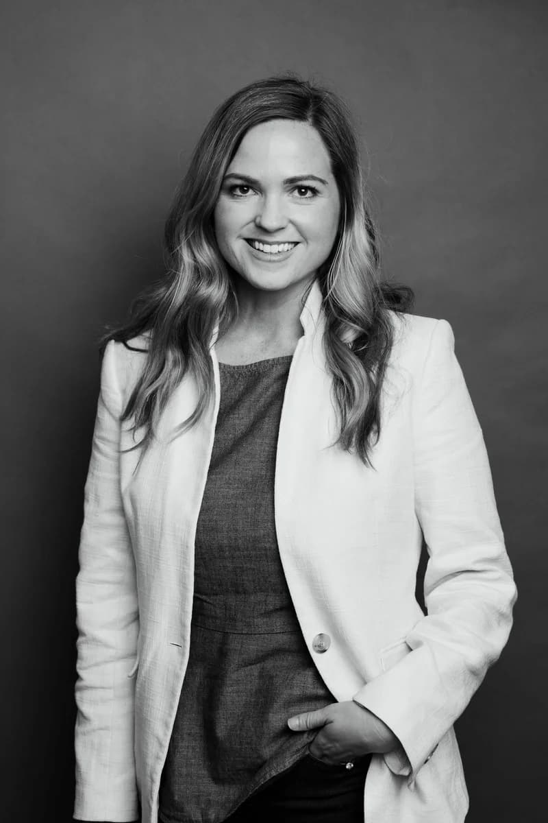 Dr. Jana Rundle